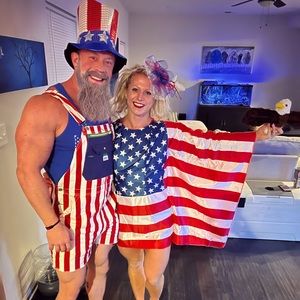 Meet your Posher, Tiffany.